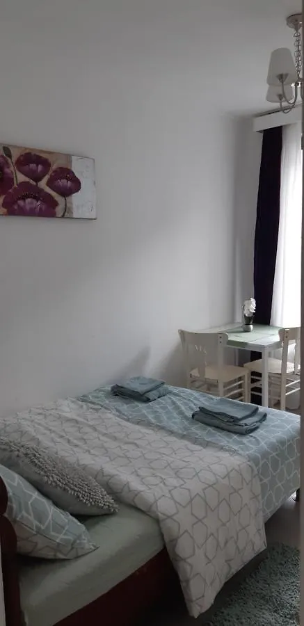 Cozy Room In Antwerpen Centrum アパート アントウェルペン